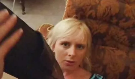 Ini Toket sex xxx dewasa kencang milf tahu cara untuk membuat pria cum seperti orang gila!