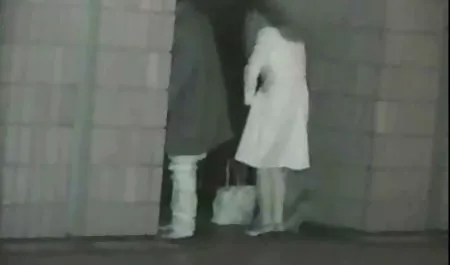 Hubby video sek bebas dewasa membantu untuk membawa saya untuk orgasme