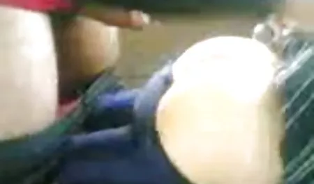 Boozed jalang video dewasa xxx memberikan brutal Sepong kasar seks