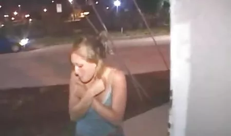 Aku sedikit video sex 18 tahun keatas kesucian berani untuk anda
