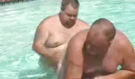 Di wajah tampan Stella cerita dewasa video Memantul pada pecinta berdenyut kontol