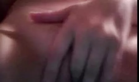 Pantat besar situs dewasa sex = besar kentut