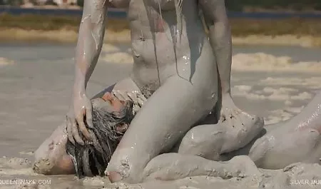 Muncrat Ngentot keroyokan, kolam renang outdoor, hardcore anal amatir xxx film dewasa